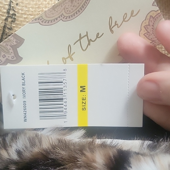 Band of the free faux fur jacket sz md - Picture 8 of 8